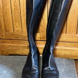 Black COLE HAAN boots